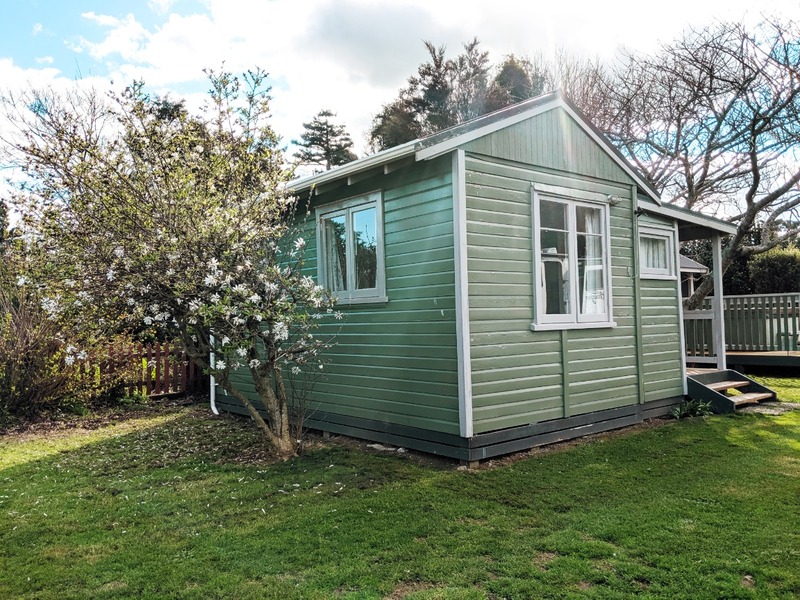 Cottages & Tourist Flats Cottages & Tourist Flats